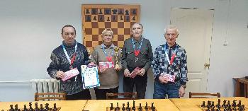 Златмашевцы выступили на сорвенованиях по шахматам и шашкам