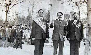 9  мая исполняется 50  лет со  дня открытия памятника работникам машиностроительного завода, погибшим в годы Великой Отечественной Войны