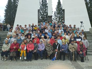 Представители Совета ветеранов предприятия приняли участие в торжественной церемонии закладки капсулы с посланием для будущих златоустовцев
